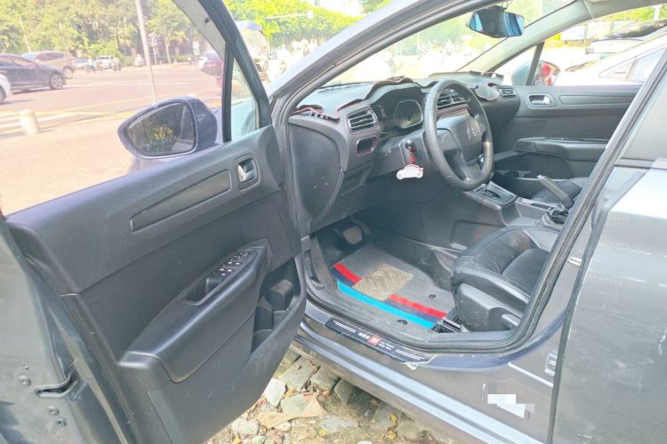 Used Citroen C4 Sega 2016 1.6L Automatic Comfort Model Driver Seat