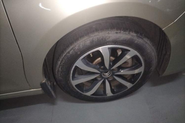 Used Citroen C4 Sega 2016 Joyful Edition 1.6L Automatic Luxury Model Right Front Wheel Hub