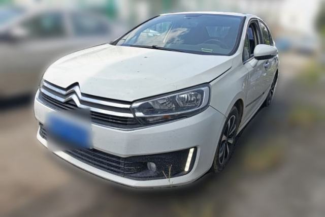 Citroen C4 Sega 2016 1.6L Manual Luxury Model с пробегом
