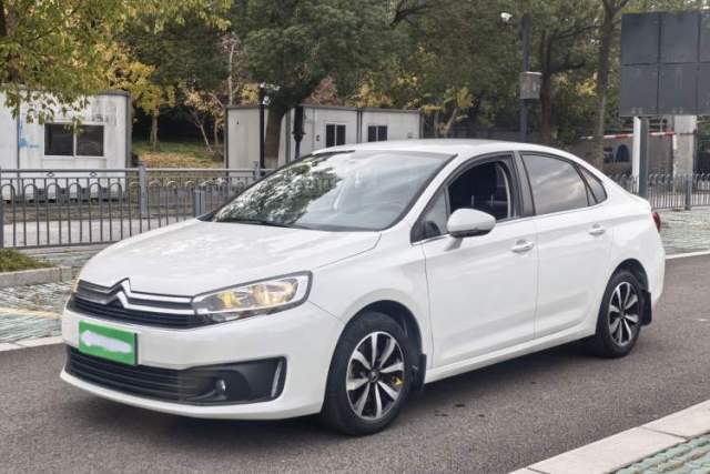 Used Citroen C4 Sega 2016 1.6L Automatic Luxury Model