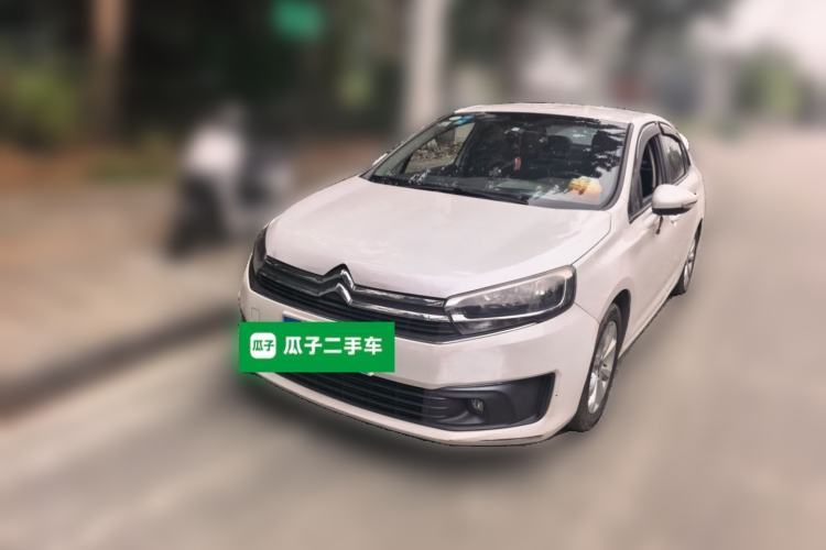 Używany Citroen C4 Sega 2016 1.6L Manual Comfort Model Guazi used car, China used car export, Used car for sale, Used  cars, Cheapest cars for sale