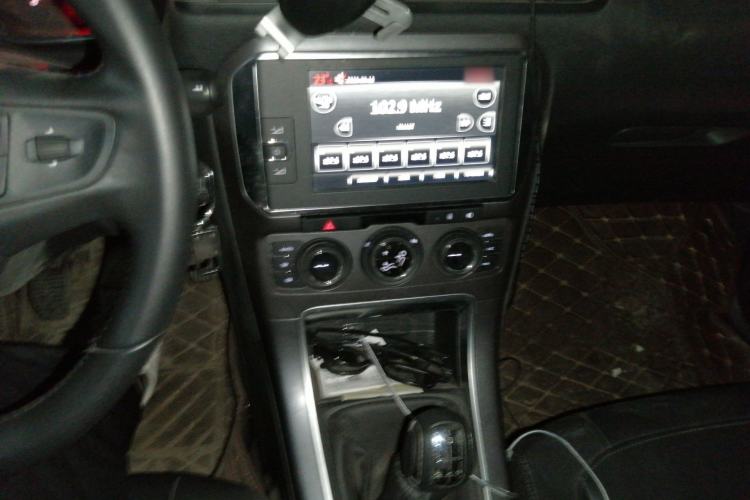 Used Citroen C4 Sega 2016 1.6L Manual Luxury Model Audio And AC Panel