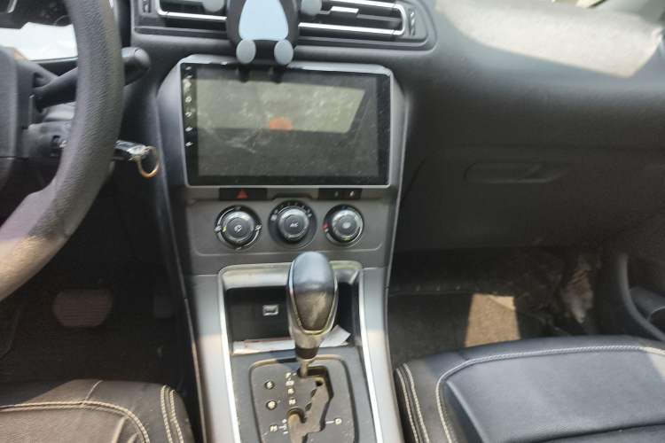 Used Citroen C4 Sega 2016 1.6L Automatic Comfort Model Audio And AC Panel