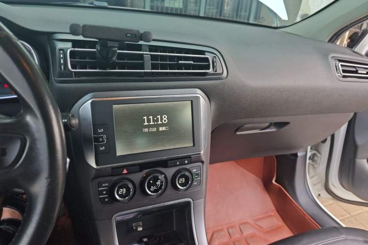 Used Citroen C4 Sega 2016 1.6L Manual Luxury Model Audio And AC Panel