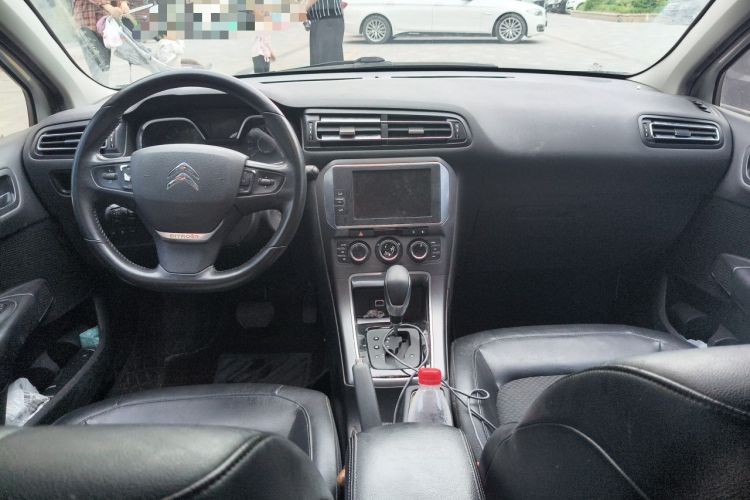 Used Citroen C4 Sega 2016 1.6L Automatic Luxury Model Center Console