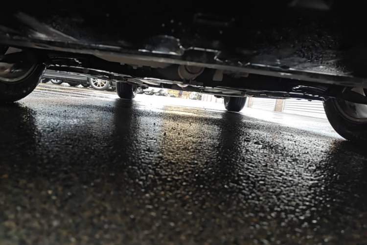 Used Citroen C4 Sega 2016 1.6L Manual Comfort Model Chassis Front