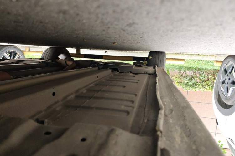 Used Citroen C4 Sega 2016 1.6L Automatic Comfort Model Chassis Front Right