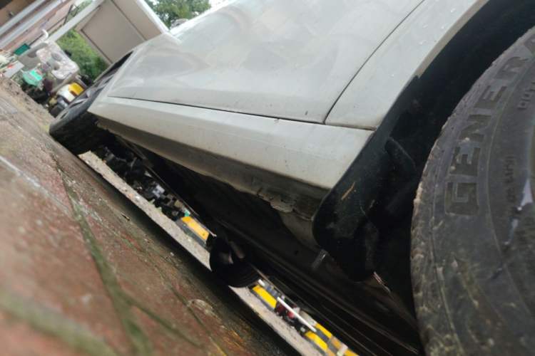 Used Citroen C4 Sega 2016 1.6L Manual Luxury Model Chassis Front Right