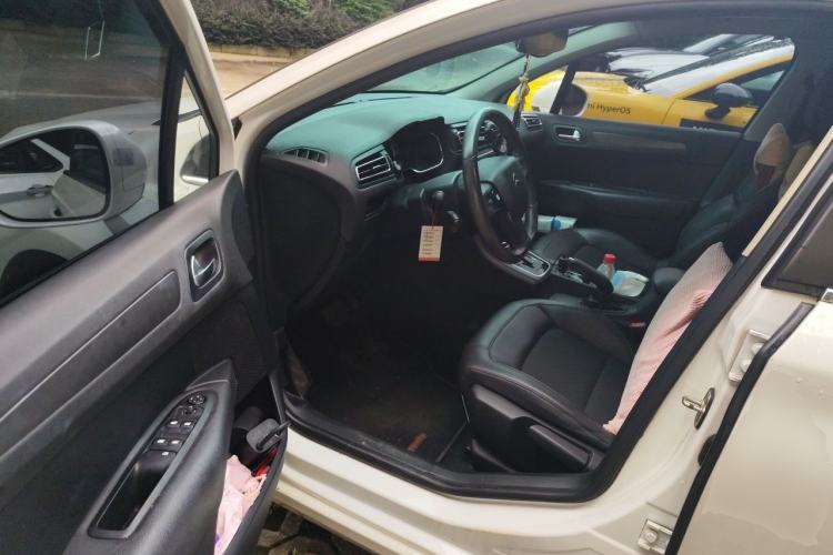 Used Citroen C4 Sega 2016 1.6L Automatic Luxury Model Driver Seat