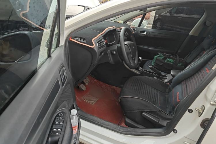 Used Citroen C4 Sega 2016 1.6L Manual Comfort Model Driver Seat