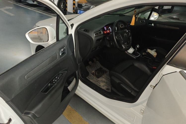 Used Citroen C4 Sega 2016 1.6L Manual Luxury Model Driver Seat