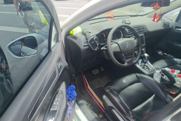 Used Citroen C4 Sega 2016 1.6L Automatic Comfort Model Driver Seat