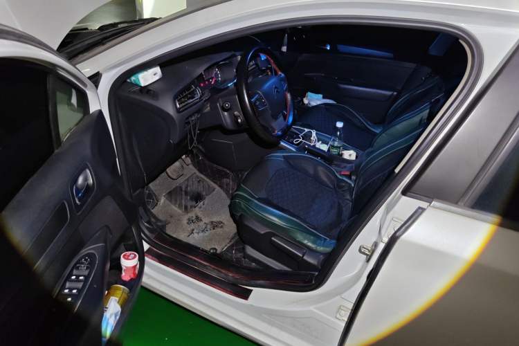 Used Citroen C4 Sega 2016 1.6L Automatic Luxury Model Driver Seat