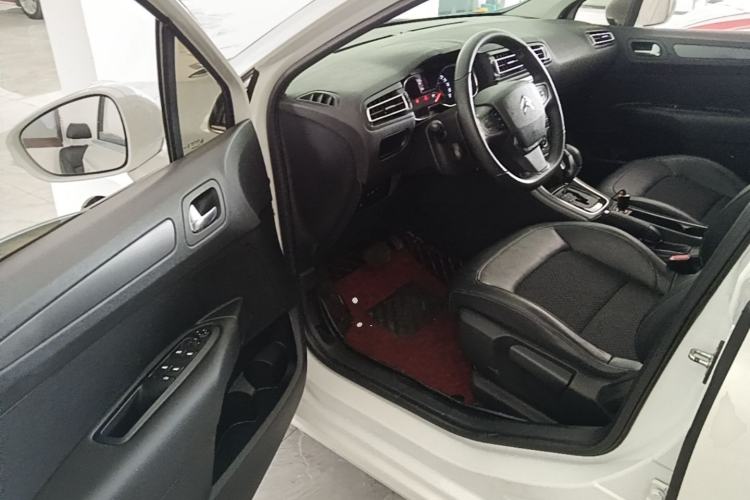 Used Citroen C4 Sega 2016 1.6L Automatic Luxury Model Driver Seat
