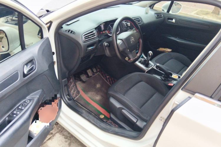 Used Citroen C4 Sega 2016 1.6L Manual Comfort Model Driver Seat