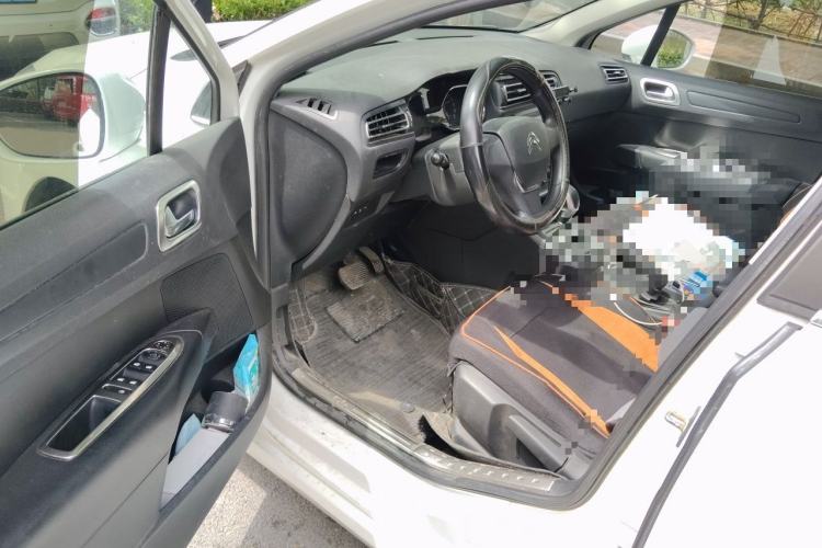Used Citroen C4 Sega 2016 1.6L Automatic Comfort Model Driver Seat