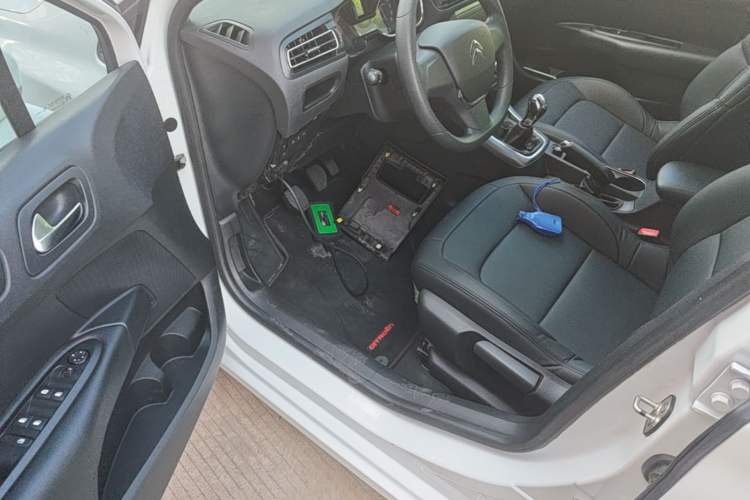 Used Citroen C4 Sega 2016 1.6L Manual Comfort Model Driver Seat