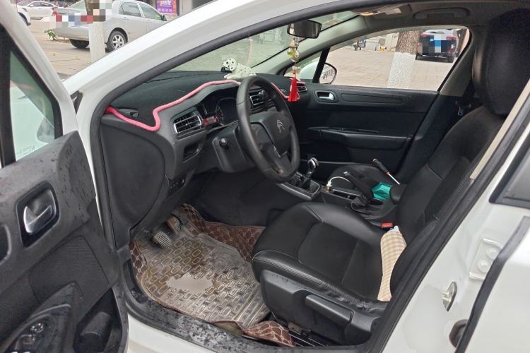 Used Citroen C4 Sega 2016 1.6L Manual Comfort Model Driver Seat