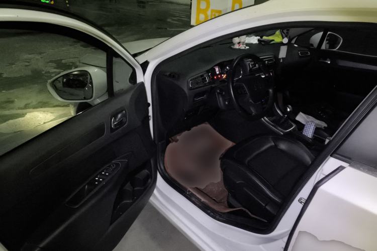 Used Citroen C4 Sega 2016 1.6L Manual Luxury Model Driver Seat