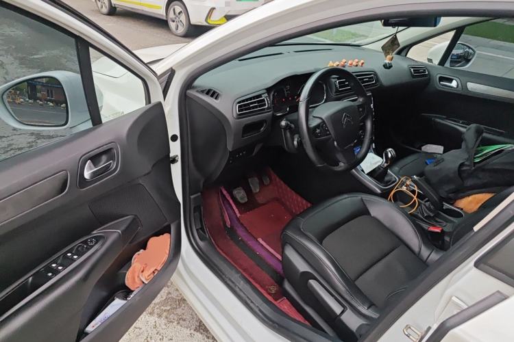 Used Citroen C4 Sega 2016 1.6L Manual Luxury Model Driver Seat