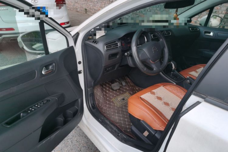 Used Citroen C4 Sega 2016 1.6L Automatic Comfort Model Driver Seat