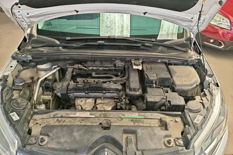 Used Citroen C4 Sega 2016 1.6L Manual Comfort Model Engine Bay
