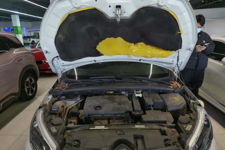 Used Citroen C4 Sega 2016 1.6L Automatic Luxury Model Engine Bay