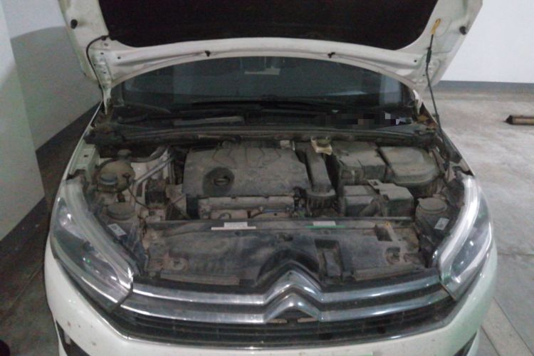 Used Citroen C4 Sega 2016 1.6L Manual Luxury Model Engine Bay