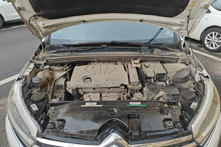 Used Citroen C4 Sega 2016 1.6L Manual Comfort Model Engine Bay