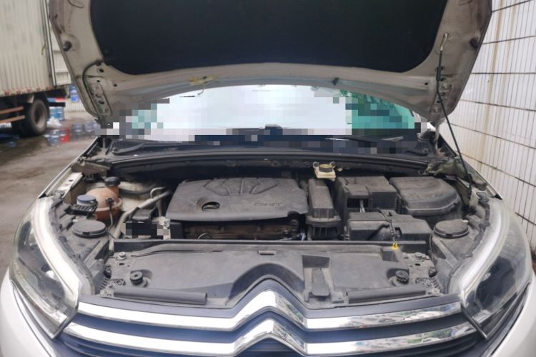 Used Citroen C4 Sega 2016 1.6L Manual Luxury Model Engine Bay
