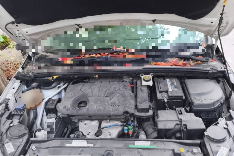 Used Citroen C4 Sega 2016 1.6L Manual Luxury Model Engine Bay