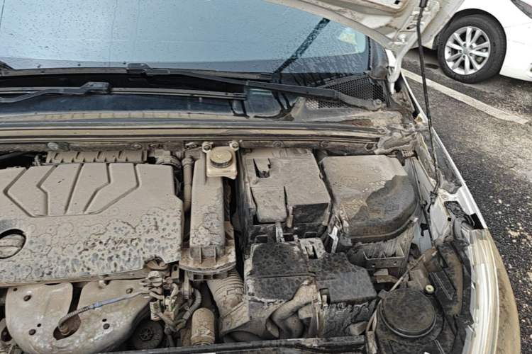 Used Citroen C4 Sega 2016 1.6L Manual Comfort Model Engine Bay Left