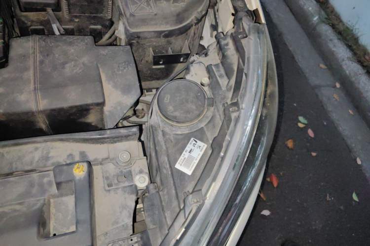 Used Citroen C4 Sega 2016 1.6L Automatic Luxury Model Engine Bay Left