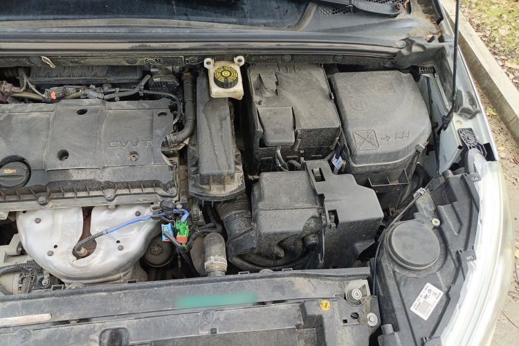 Used Citroen C4 Sega 2016 1.6L Manual Comfort Model Engine Bay Left