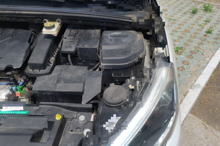 Used Citroen C4 Sega 2016 1.6L Automatic Comfort Model Engine Bay Left