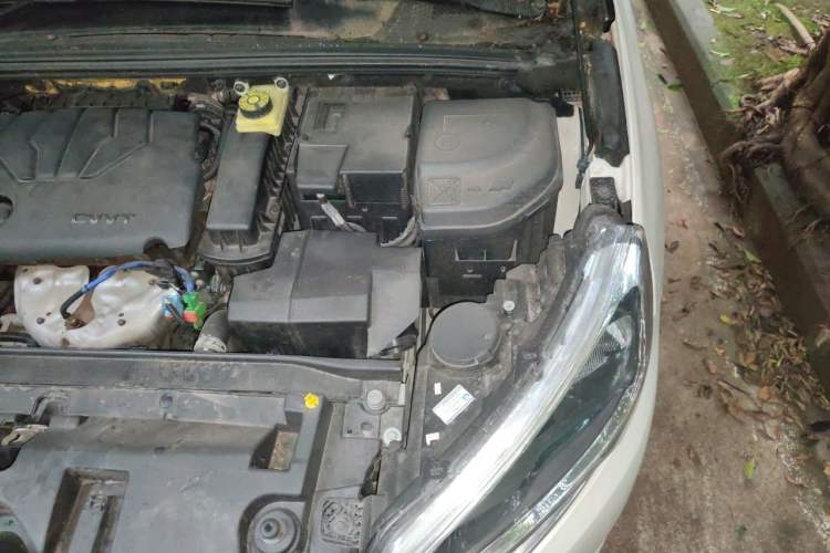 Used Citroen C4 Sega 2016 1.6L Automatic Comfort Model Engine Bay Left