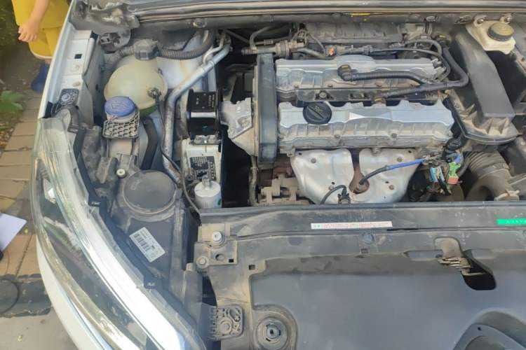 Used Citroen C4 Sega 2016 1.6L Manual Comfort Model Engine Bay Right