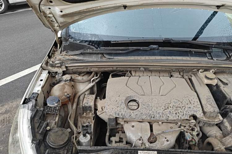 Used Citroen C4 Sega 2016 1.6L Manual Comfort Model Engine Bay Right