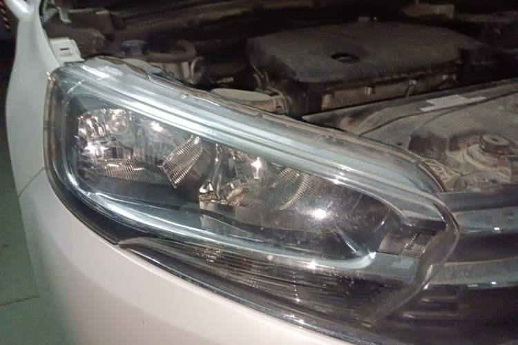 Used Citroen C4 Sega 2016 1.6L Automatic Luxury Model Engine Bay Right
