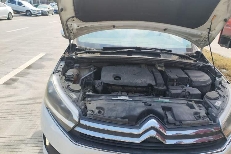 Used Citroen C4 Sega 2016 1.6L Manual Luxury Model Engine Bay Right