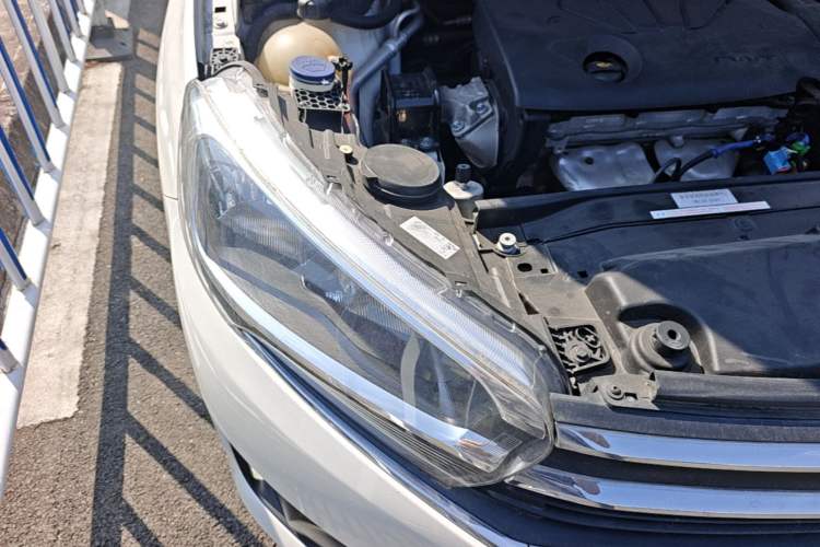Used Citroen C4 Sega 2016 1.6L Manual Luxury Model Engine Bay Right