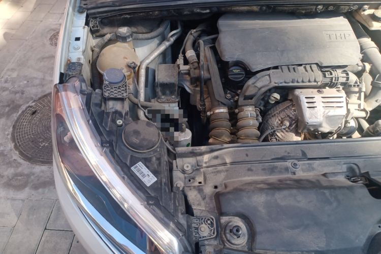 Used Citroen C4 Sega 2016 1.2THP Automatic Luxury Model Engine Bay Right