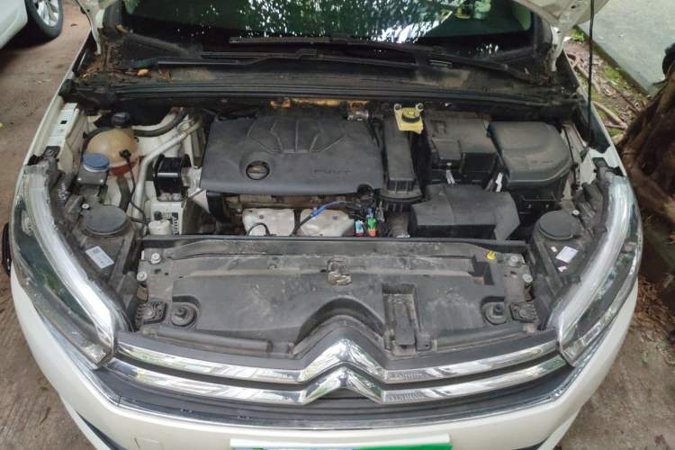 Used Citroen C4 Sega 2016 1.6L Automatic Comfort Model Engine Bay