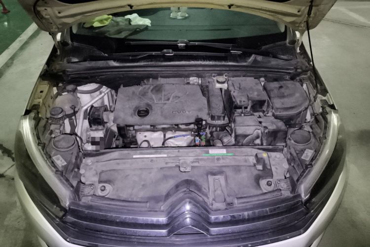 Used Citroen C4 Sega 2016 1.6L Manual Luxury Model Engine Bay