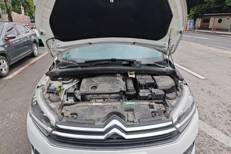 Used Citroen C4 Sega 2016 1.6L Manual Luxury Model Engine Bay