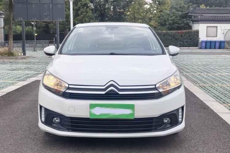 Used Citroen C4 Sega 2016 1.6L Automatic Luxury Model Exterior 1