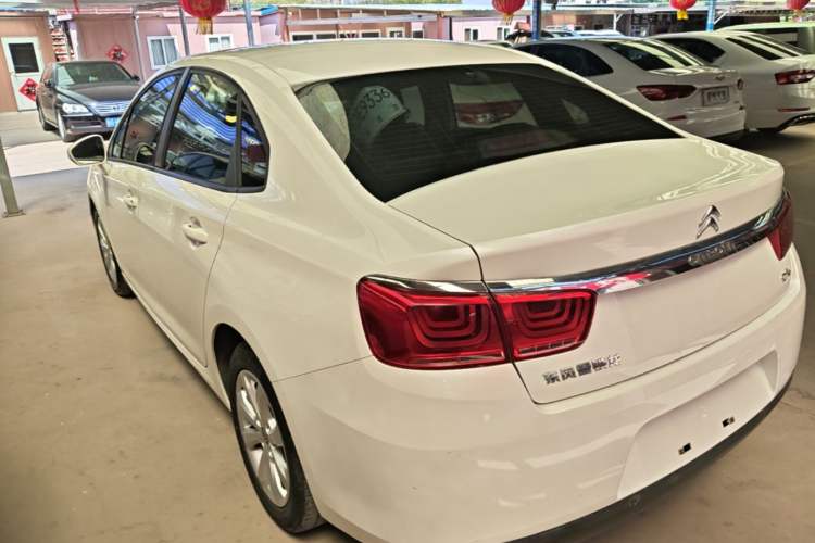 Used Citroen C4 Sega 2016 1.6L Manual Comfort Model Exterior 2