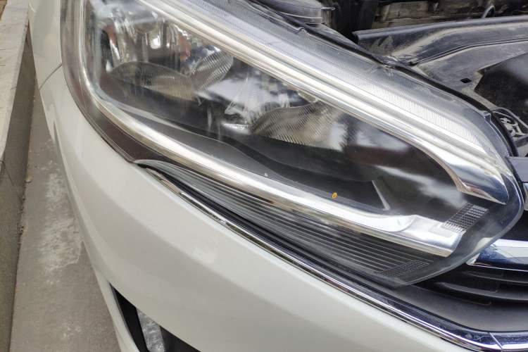 Used Citroen C4 Sega 2016 1.6L Automatic Luxury Model Exterior 6