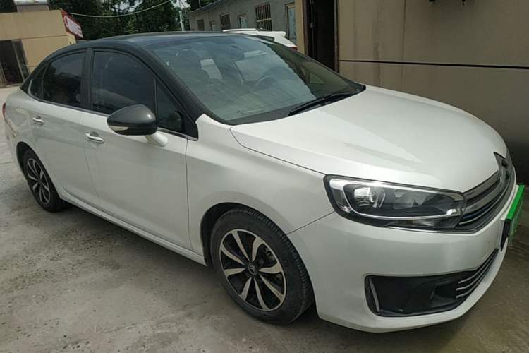 Used Citroen C4 Sega 2016 1.6L Automatic Luxury Model Front Right 45 Deg