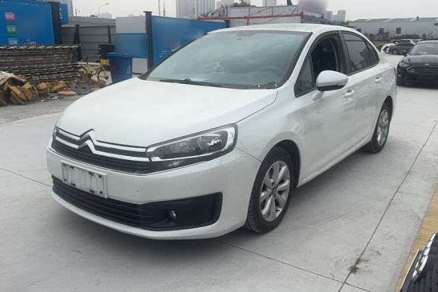 Ojetý Citroen C4 Sega 2016 1.6L Automatic Comfort Model